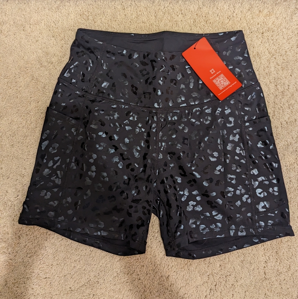 Small The Gym People Black Leopard Print Workout Shorts